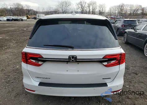 2024 Honda Odyssey Touring from USA, damaged, VIN 5FNRL6H82RB015108